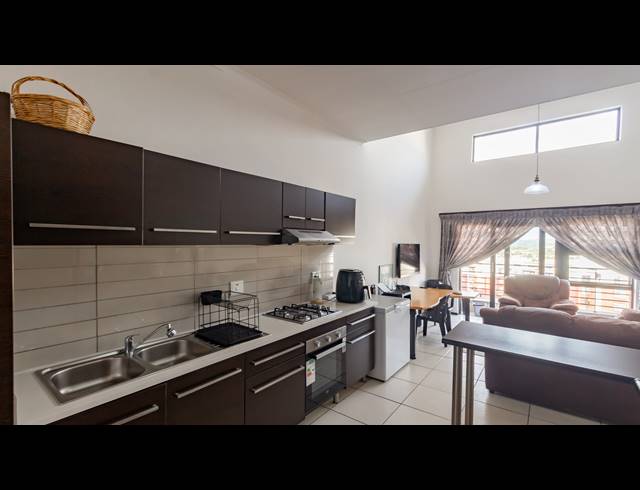 2 BEDROOM SECTIONAL TITLE FOR SALE IN GREENSTONE HILL